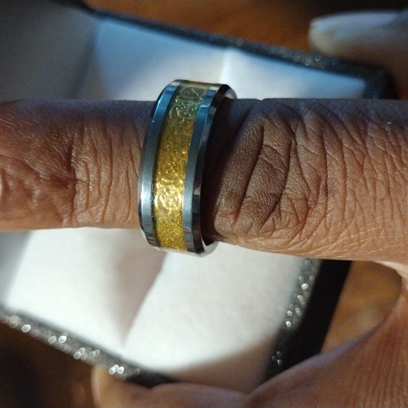 Tungsten wedding band - Picture 2 of 2